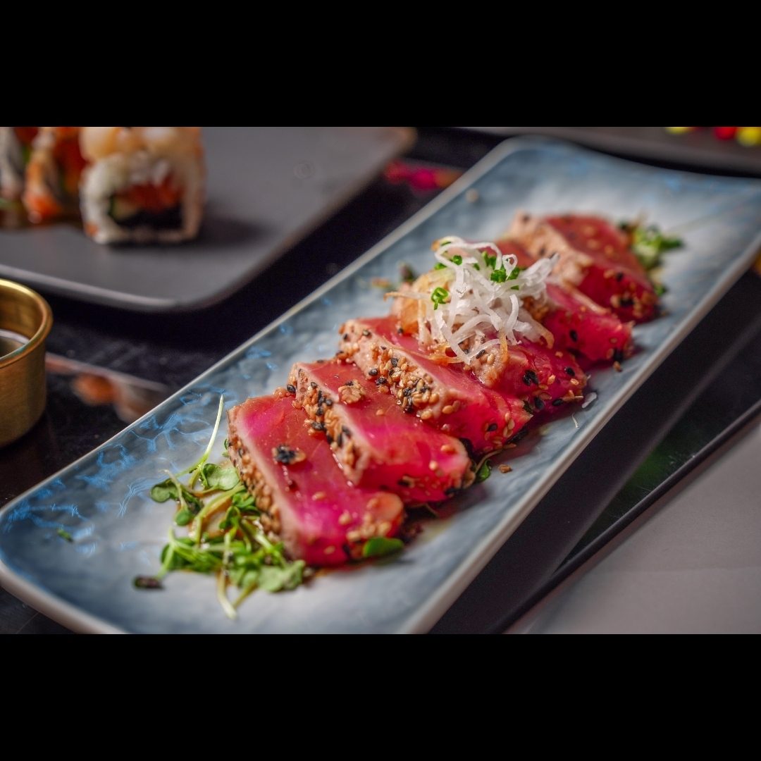 Seared Tuna Tataki Salad.